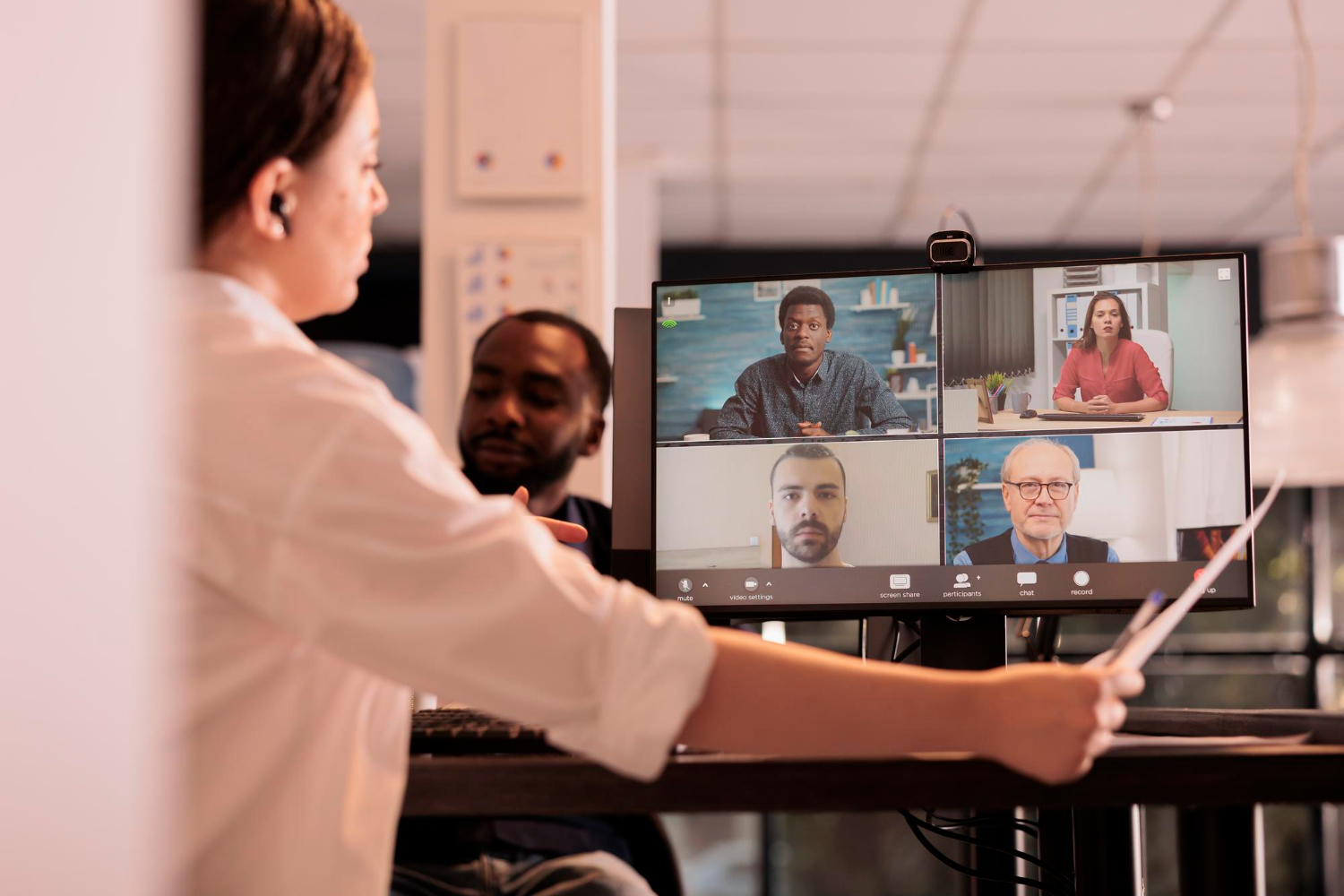 Hybrid and Distributed Teams